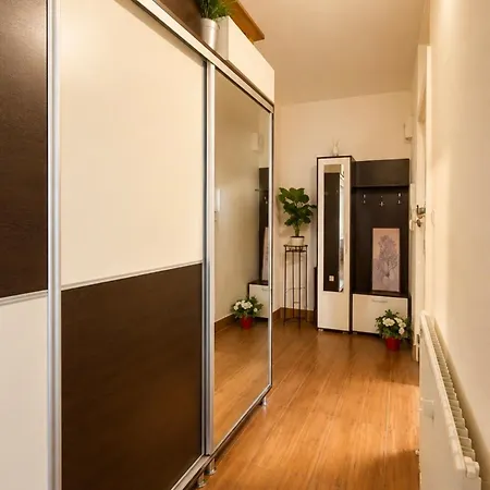 Tofenek Deluxe Apartment *